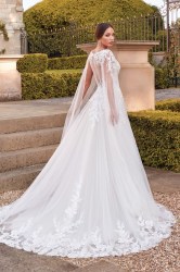 44348SL_FB_Sincerity-Bridal-800x1200